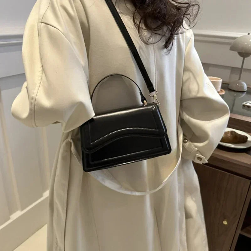 "Nia" Crossbody Leather Bag